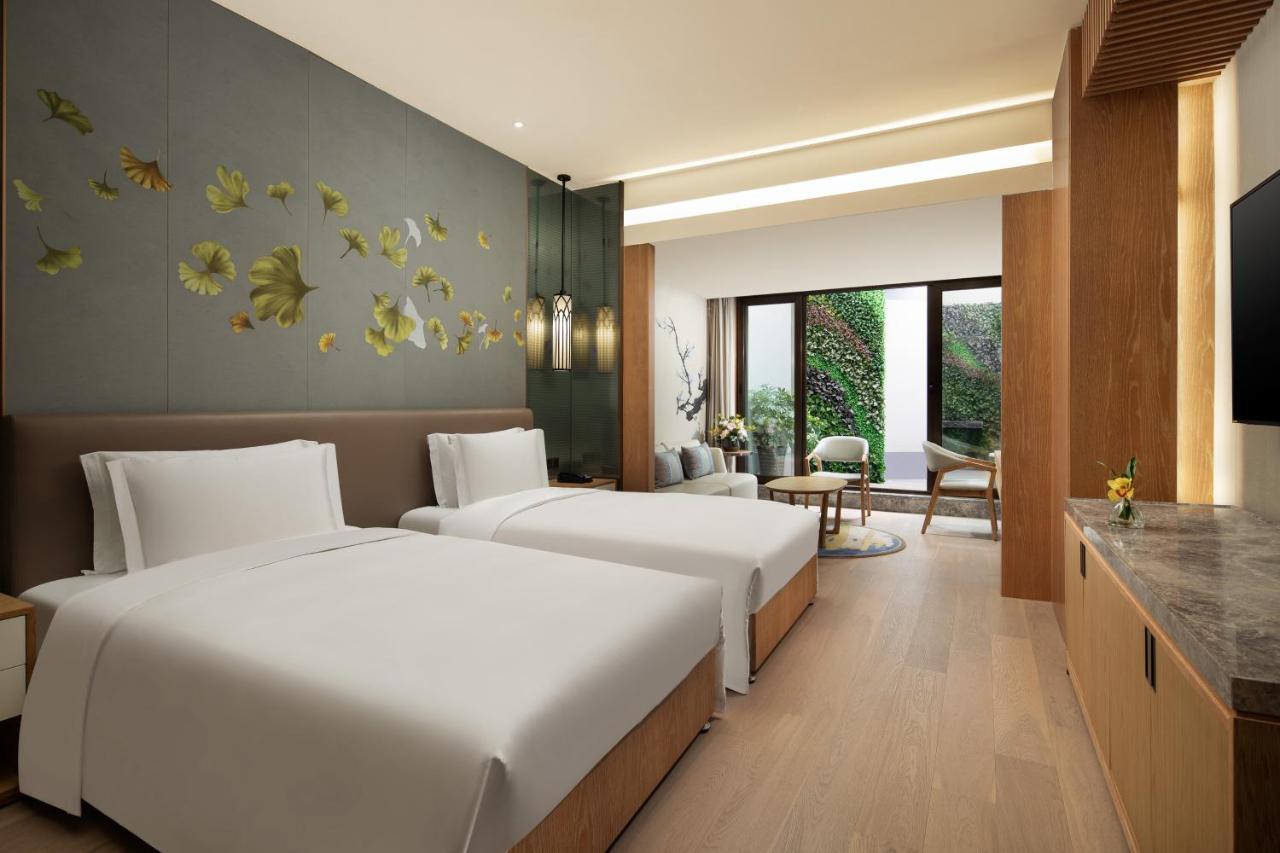 Crowne Plaza Shanghai Nanjing Road, an IHG Hotel Bagian luar foto Deluxe Room